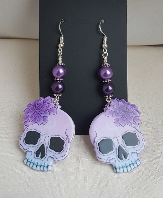 Gorgeous Purple Skull Earrings - Silver Tone Ear Wires.